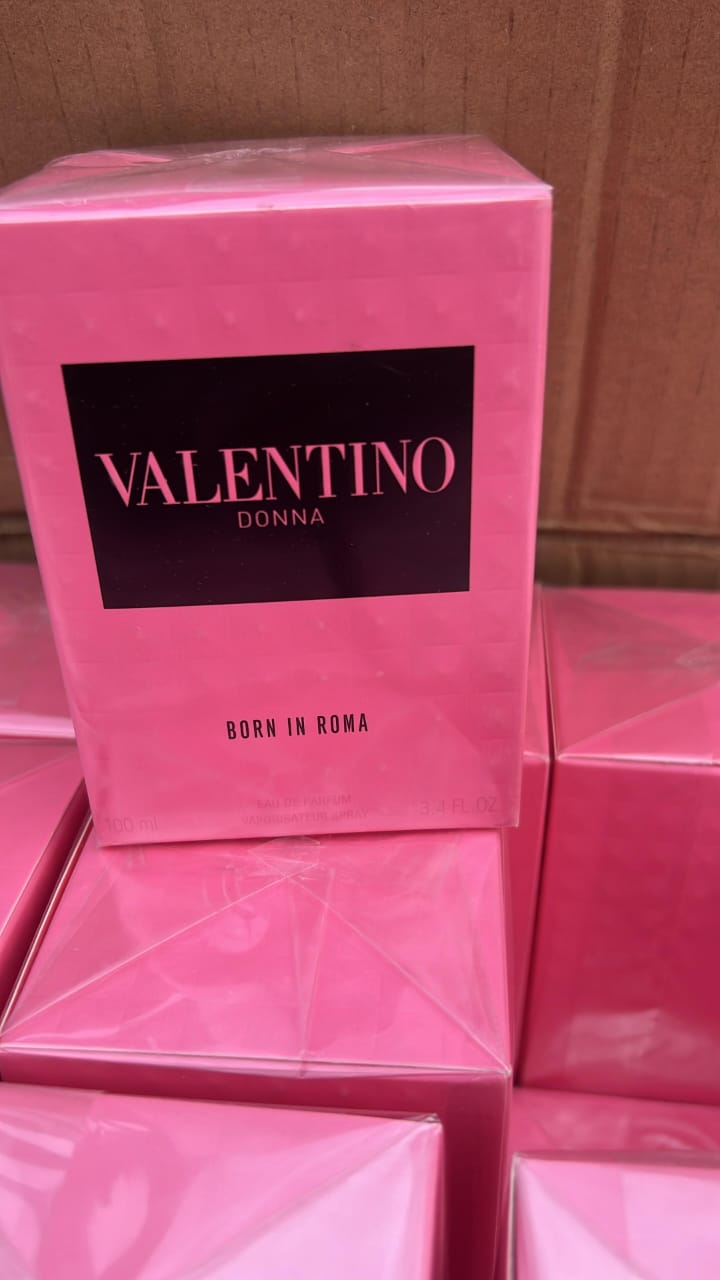 Valentino Donna Born In Roma by Valentino for Women 1.0 oz EDP Spray