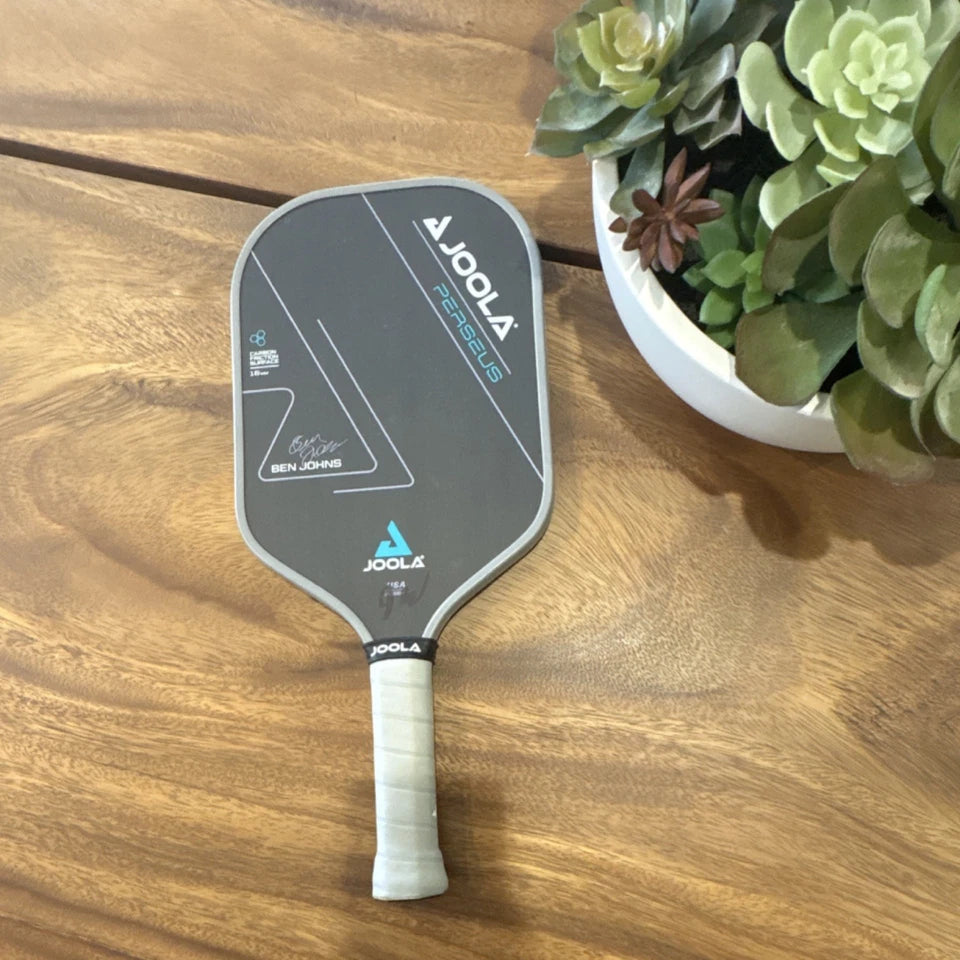 JOOLA PERSEUS Pickleball Paddle Ben Johns Signature Carbon Fiber Performance Paddle Gray